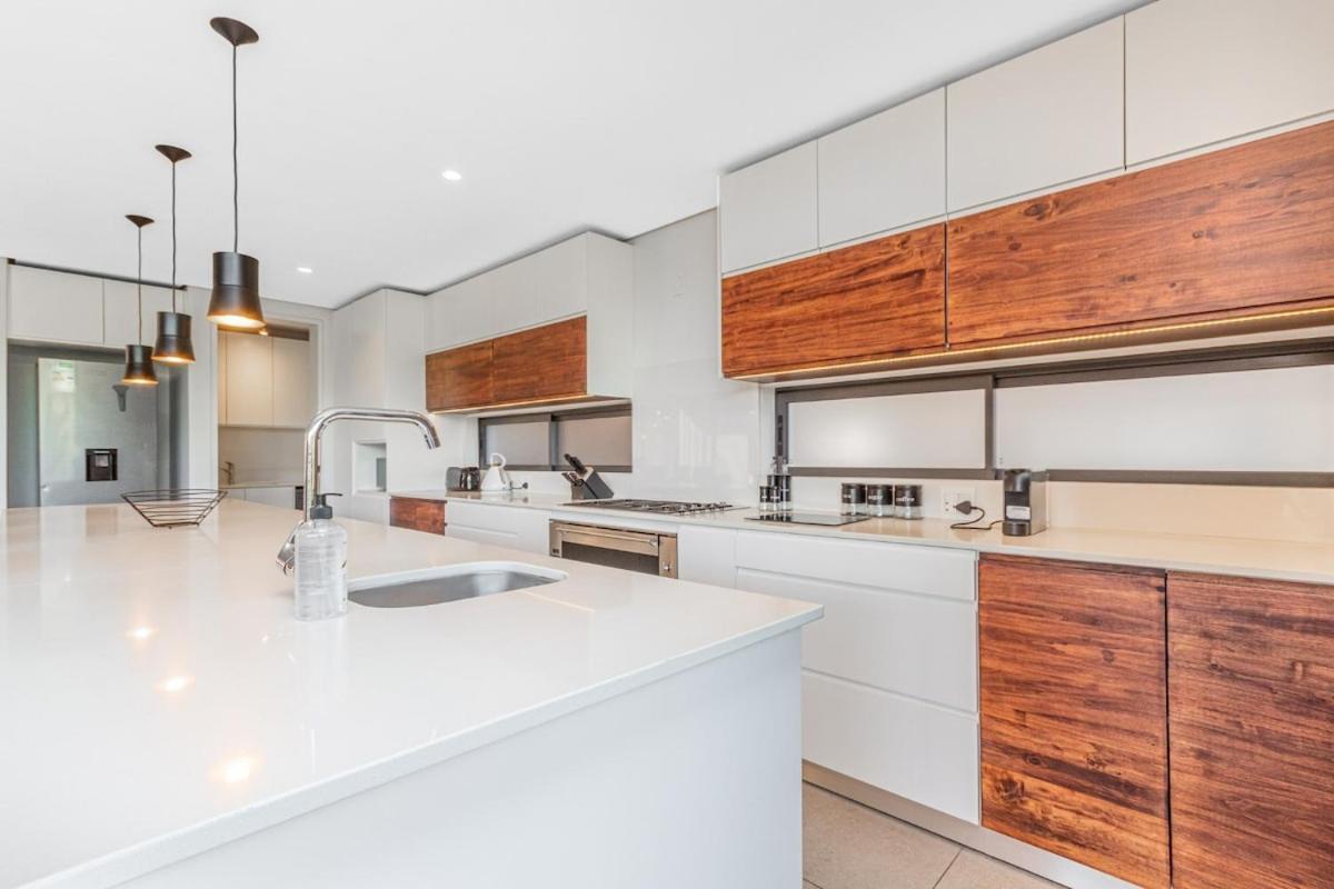 Villa Oceans Edge 19, Zimbali Estate By Euphoric Leisure Ballito