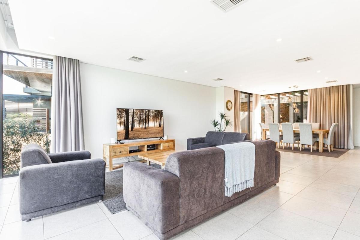 Villa Oceans Edge 19, Zimbali Estate By Euphoric Leisure *